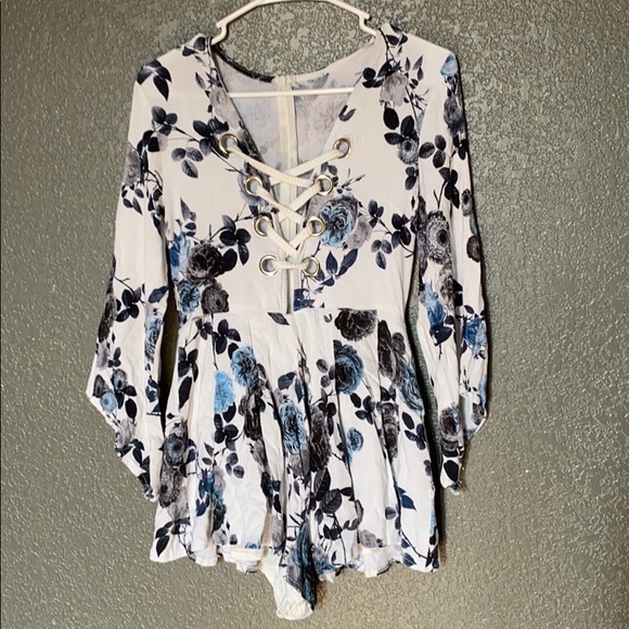 Blue and black floral romper - Picture 1 of 5